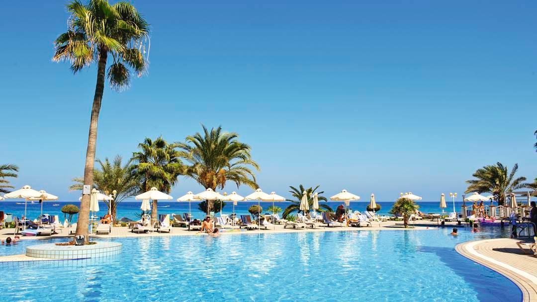 Sunrise Beach Hotel プロタラス エクステリア 写真