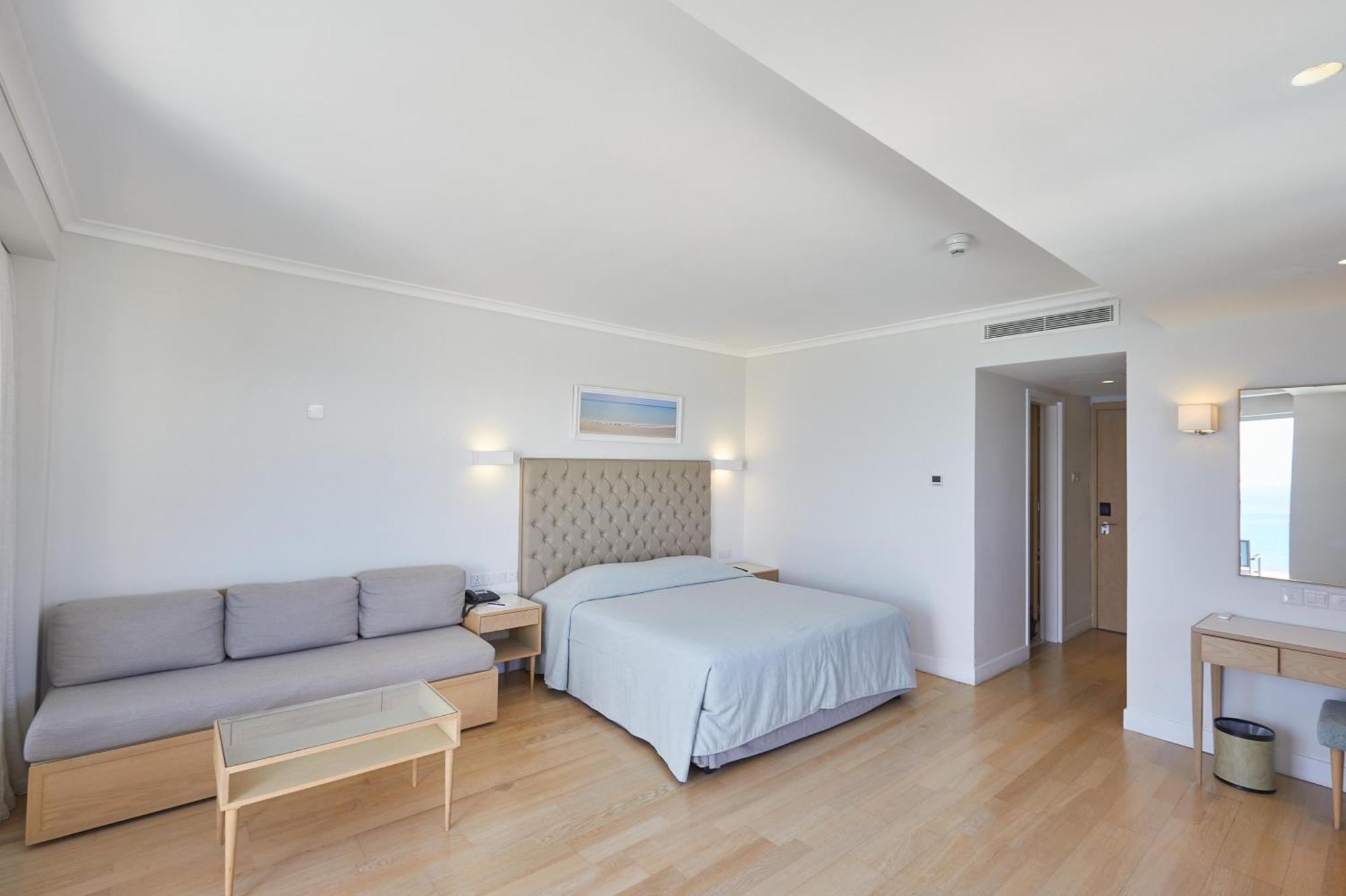 Sunrise Beach Hotel プロタラス エクステリア 写真